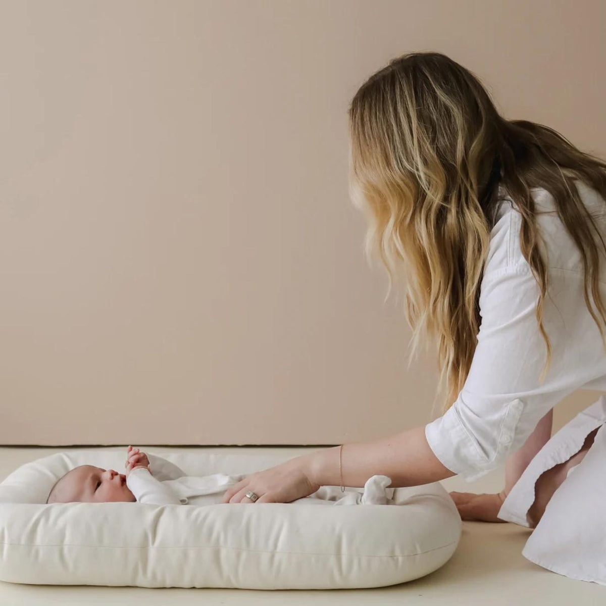 SnuggleMe Organic | Infant Lounger | Baby Rockers and Loungers 