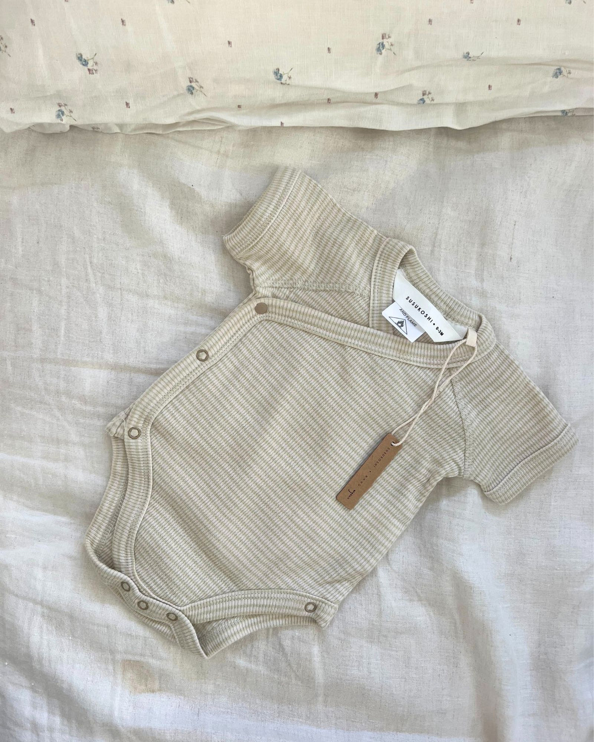 Baby Bodysuit | Short Sleeve - River | Baby Clothing | Susukoshi