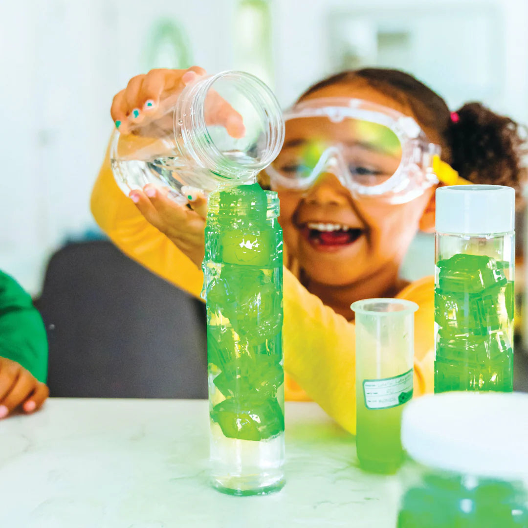 Glo Pals Light Up Sensory Cubes - Green
