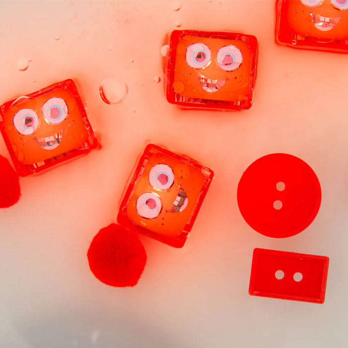Glo Pals Light Up Sensory Cubes - Red